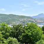 White Housse - Entire In Villa Sarajevo