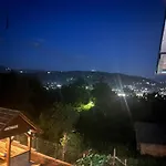 White Housse - Entire In Villa *