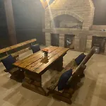 White Housse - Entire In Villa *