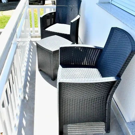 White Housse - Entire In Villa Sarajevo