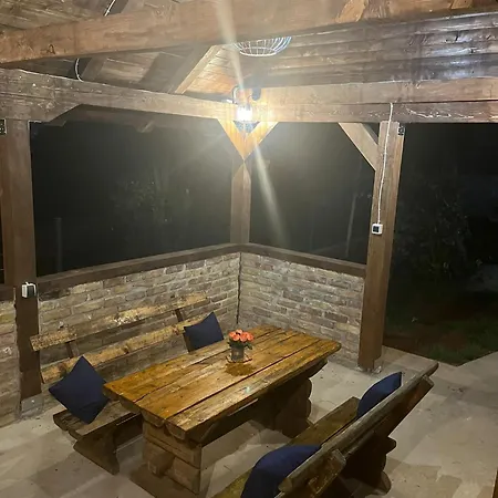 Villa White Housse - Entire In