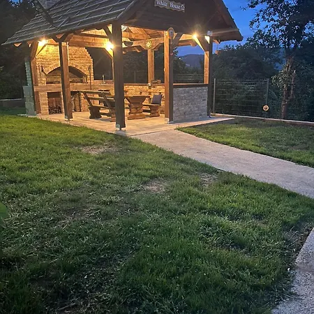 White House * Sarajevo