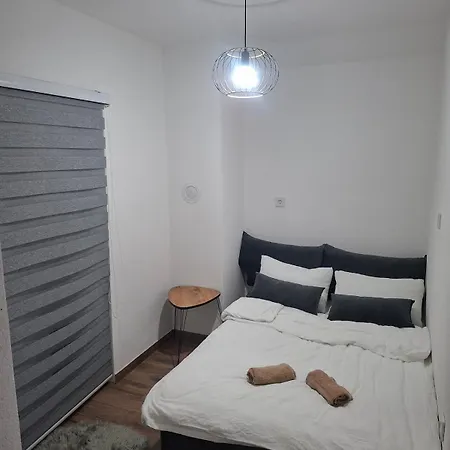 Family Private House W Garden & Gazebo 10 Guests *