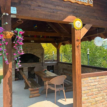 别墅 Family Private House W Garden & Gazebo 10 Guests