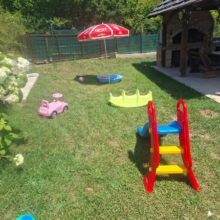 Family Private House W Garden & Gazebo 10 Guests *